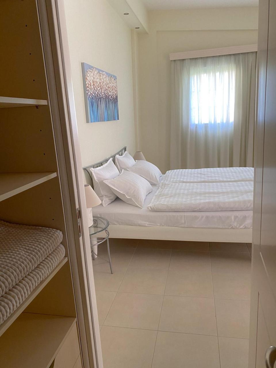 Nostrana Village Apartments Koskinou  Quarto foto